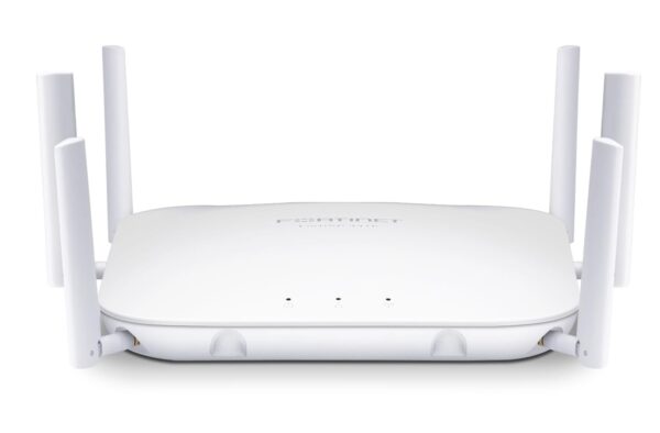 FortiAP-243K: Punto de acceso inalámbrico para interiores (Wi-Fi 7 tribanda 2,4/5/6 GHz 2+2+2, 2 transmisiones y 4 radios). Antenas externas, 1 RJ45 10/100/1000, 1 RJ45 100/1000/2500/5000/10000 Base-T, Bluetooth/BLE, 1 USB tipo A, 1 puerto serie RS-232 RJ45. - imagen 1