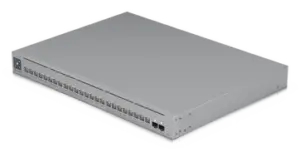 UniFi Switch Pro Max 24 POE, 24 puertos (8 puertos POE++ 2.5 GbE y 16 puertos GbE POE+), 2 puertos SFP+ 10G, 400W, pantalla táctil