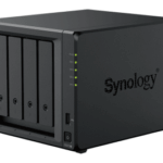 DiskStation DS925+ — Synology: 4x (3.5″/2.5″) + 2x NVMe M.2 cache | AMD Ryzen V1500B 4c@2.2GHz – 4GB | 2x 2.5GbE miniatura 4