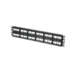 Panel de Parcheo Modular Mini-Com (Sin Conectores), Plano, Sin Blindaje, Con Etiqueta y Cubierta, de 48 Puertos, 2UR