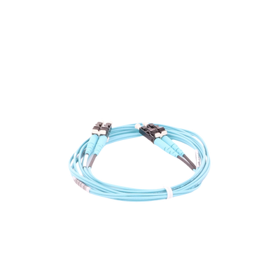 Jumper de Fibra Optica Multimodo 50/125 OM3, LC-LC Duplex, OFNR (Riser), Color Aqua, 2 Metros (6.56 Pies) - imagen 4