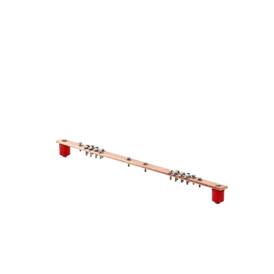 Barra Distribución Tierra Rack 19 in / Cobre 100% / 550A / Aisladores Rojos / 0.64 cm (0.25 in) / J-STD-607-A - imagen 2