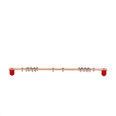 Barra Distribución Tierra Rack 19 in / Cobre 100% / 550A / Aisladores Rojos / 0.64 cm (0.25 in) / J-STD-607-A - imagen 4