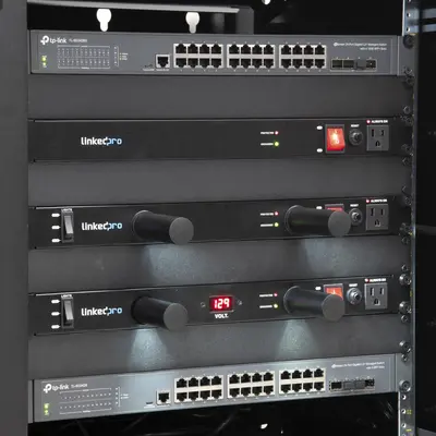 PDU para Distribución de Energía, Montaje en Rack, 11 salidas, Instalación Horizontal, de 19in, 1U, 15 Amp, 120 Vca - imagen 4