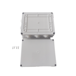 No puedo normalizar este producto. El título raw describe una **caja de conexiones/distribución IP65**, no un **gabinete o rack** (que es la categoría para la cual tengo instrucciones específicas).Este producto no encaja en el formato requerido (Unidades U, profundidad en mm estándar de racks, tipo de instalación para servidores/equipos).Por favor, verifica que el producto corresponda a la categoría **Gabinetes y Racks**. miniatura 3