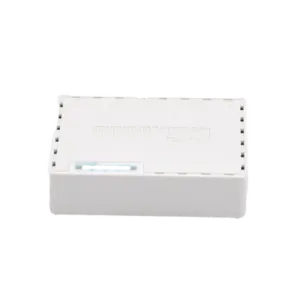 (hEX PoE LITE) RouterBoard, 5 Puertos Fast Ethernet, 4 con PoE Pasivo, 1 Puerto USB